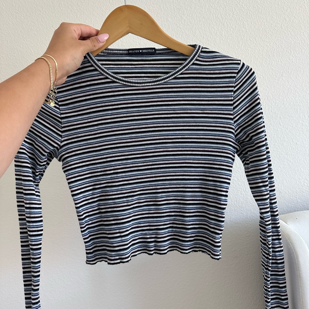 Brandy Melville Long Sleeve Top